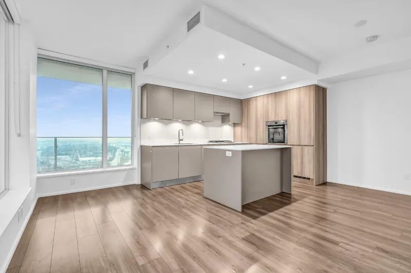 4407 3809 EVERGREEN PLACE - photo 2 of 25