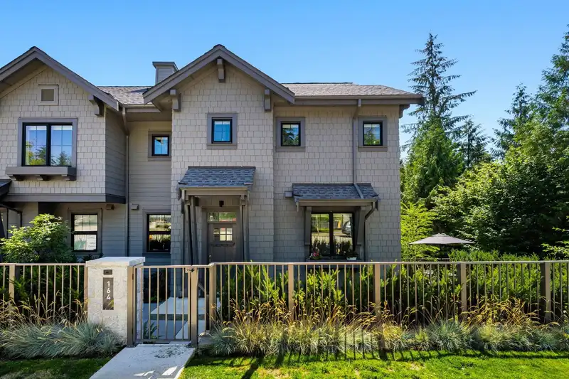 164 1310 MITCHELL STREET - photo 1 of 40