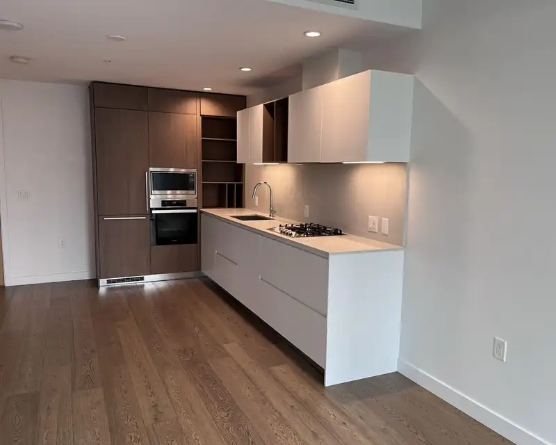 3003 6000 MCKAY AVENUE - photo 2 of 21