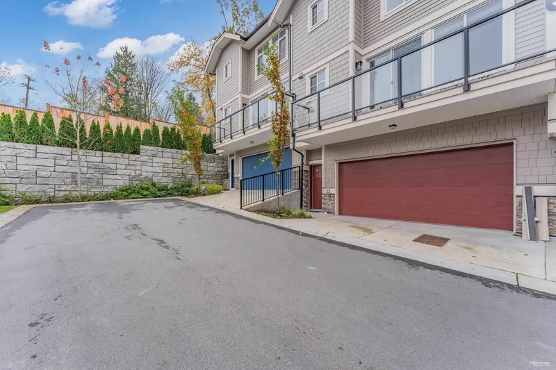 21 10488 124 STREET - photo 1 of 25