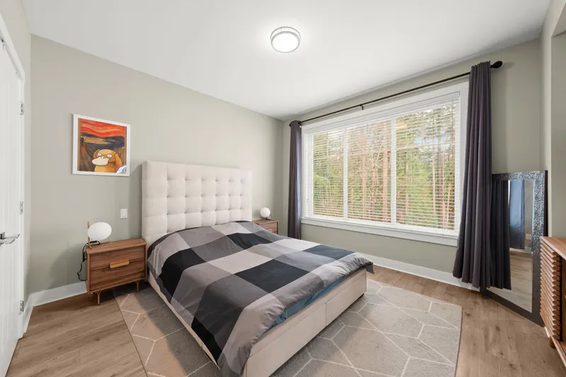 53 11188 72 AVENUE - photo 4 of 25