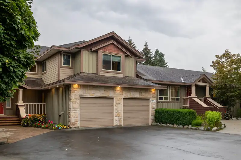 9752 216 STREET - photo 2 of 40