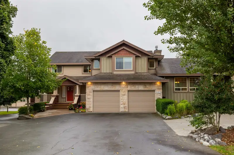 9752 216 STREET - photo 3 of 40