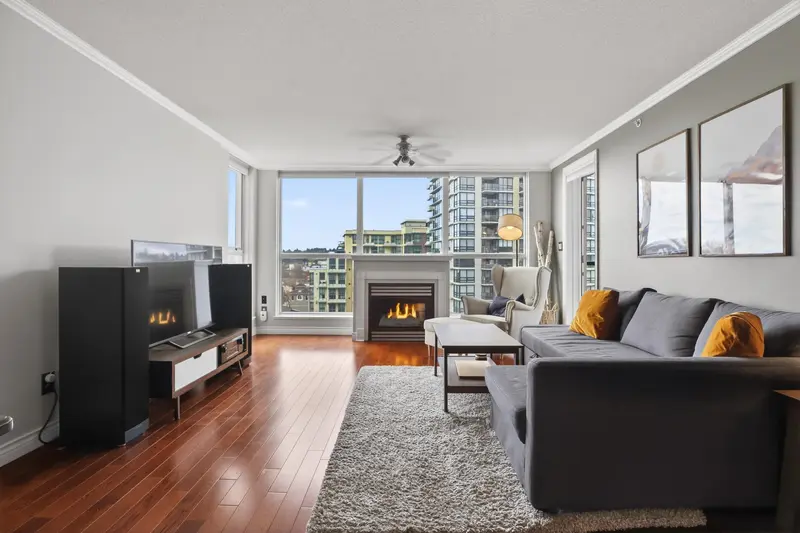 1007 10 LAGUNA COURT - photo 4 of 25