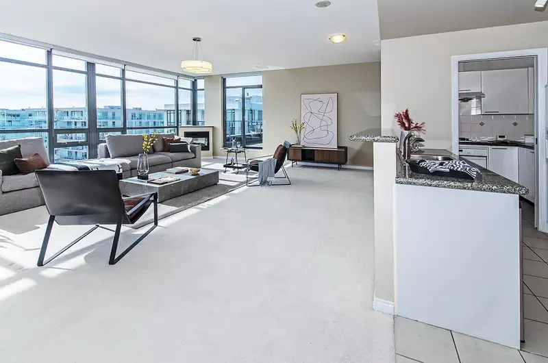 1802 6331 BUSWELL STREET - photo 4 of 34