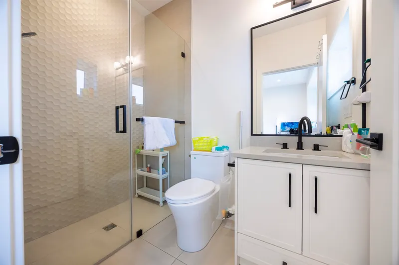 4541 HOY STREET - photo 4 of 25