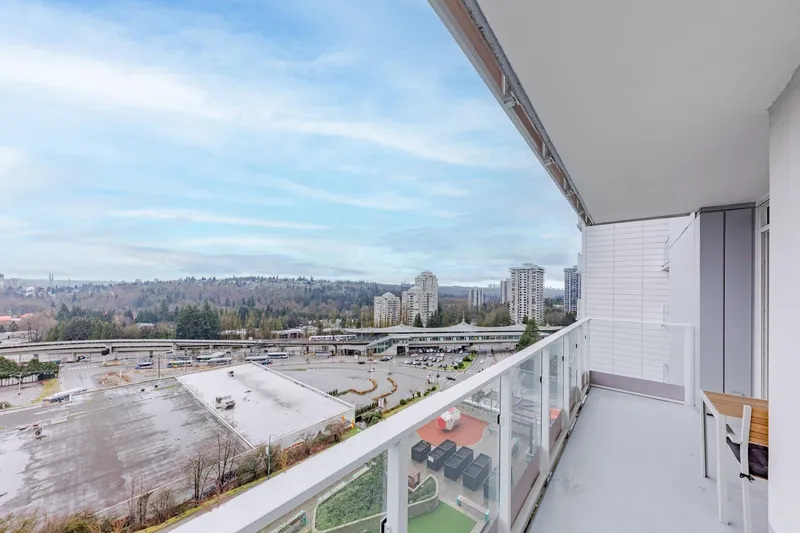 605 3833 EVERGREEN PLACE - photo 3 of 25