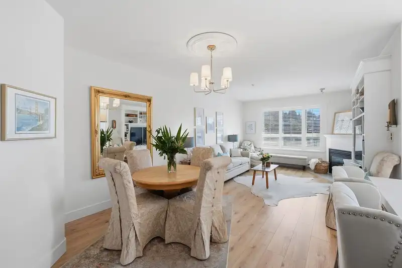 202 3151 CONNAUGHT CRESCENT - photo 2 of 25