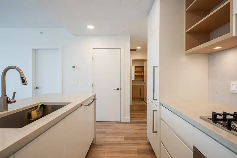 2101 4433 ALASKA STREET - photo 3 of 24