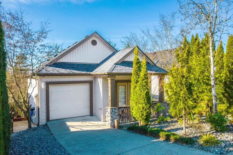 11509 228 STREET - photo 2 of 25