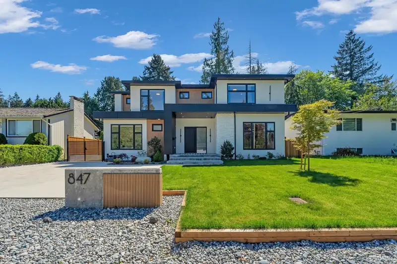 847 THERMAL DRIVE - photo 2 of 40
