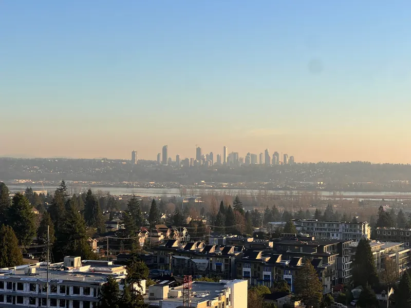 1801 555 AUSTIN AVENUE - photo 3 of 25