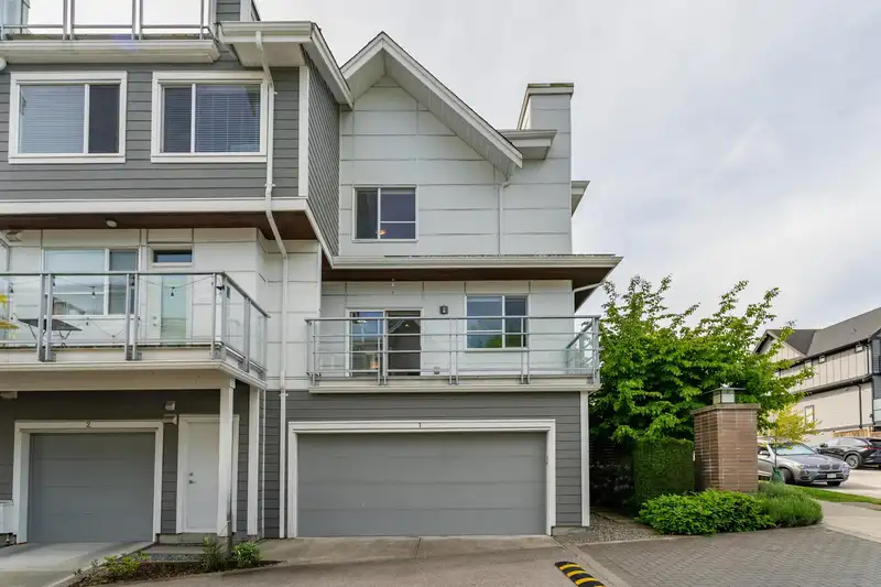 1 2978 159 STREET - photo 2 of 40