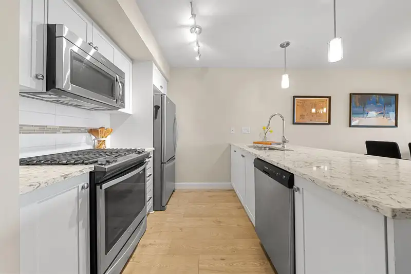 208 4815 55B STREET - photo 1 of 22