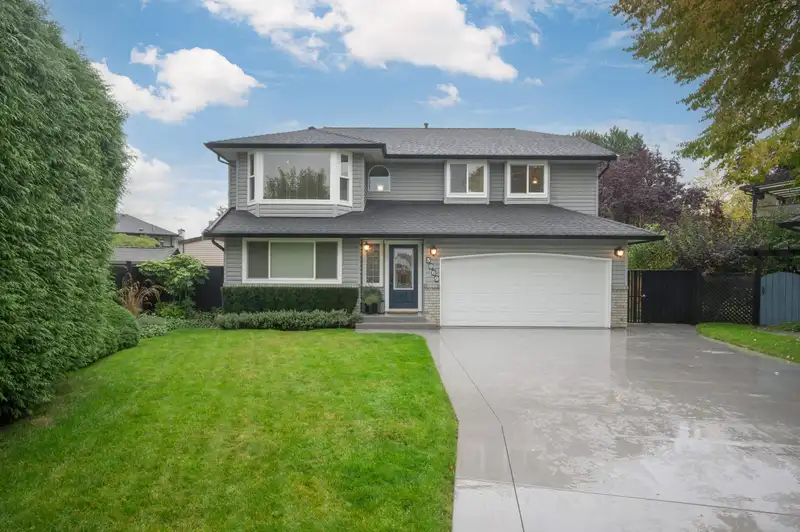 5969 186 STREET - photo 1 of 38