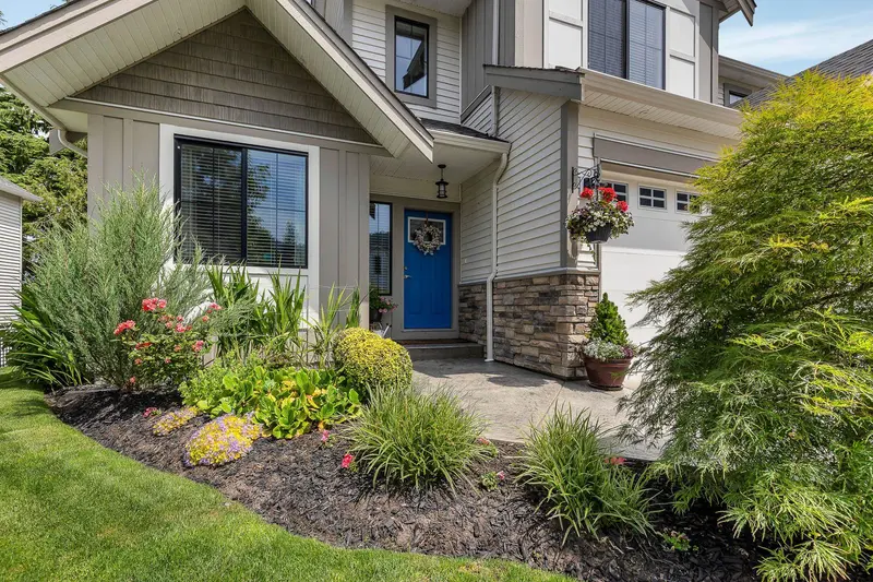 50293 SIENNA AVENUE - photo 3 of 25