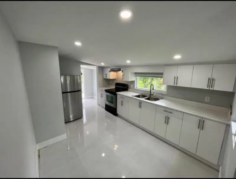 9518 ROBSON STREET - photo 1 of 8