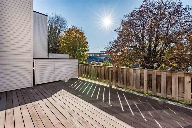 6762 KNEALE PLACE - photo 3 of 19