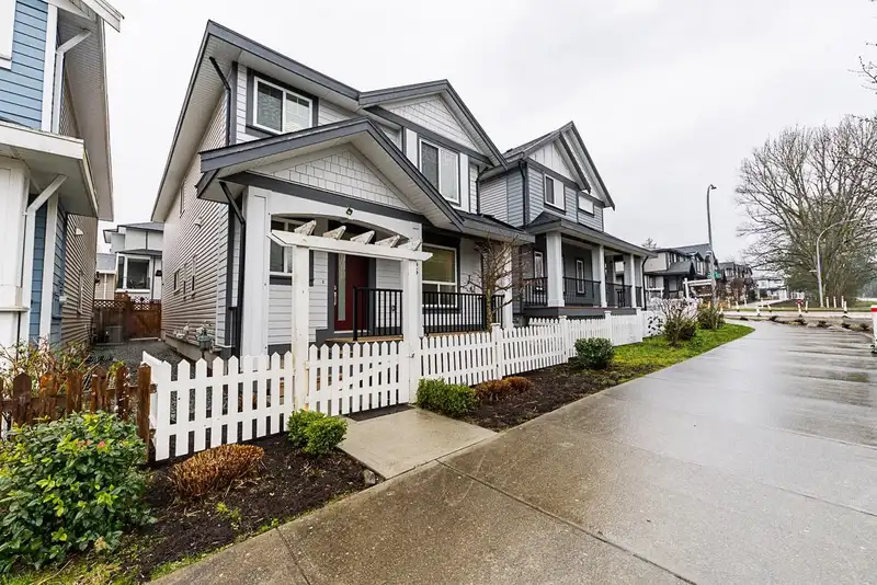 6983 206 STREET - photo 2 of 40