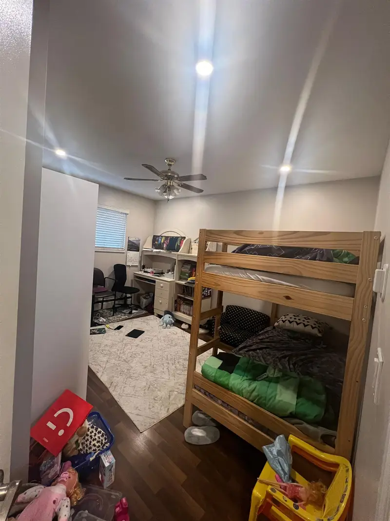 9337 152 STREET - photo 3 of 25