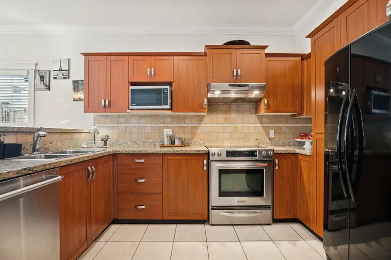 210 3000 RIVERBEND DRIVE - photo 4 of 35