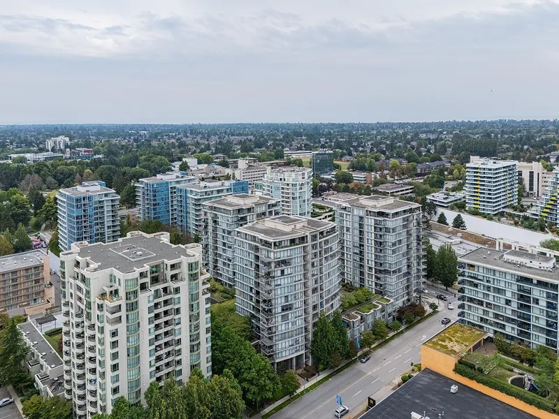 603 7362 ELMBRIDGE WAY - photo 3 of 25