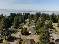 4885 5 AVENUE - thumbnail 1