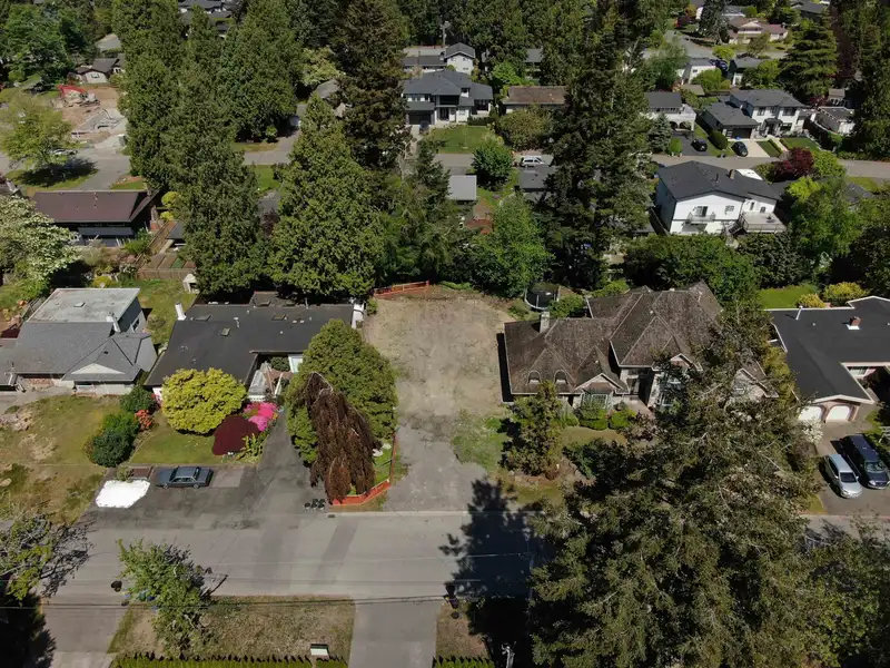 4885 5 AVENUE - photo 4 of 5