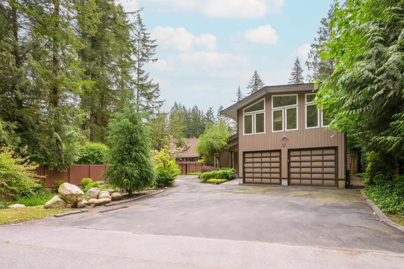 23236 130 AVENUE - photo 1 of 39