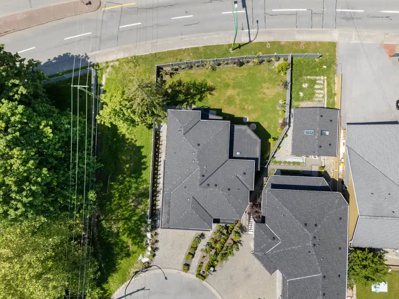 5221 WOODSWORTH STREET - photo 3 of 40