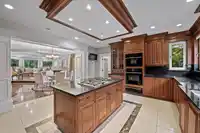 761 EYREMOUNT DRIVE - thumbnail 11