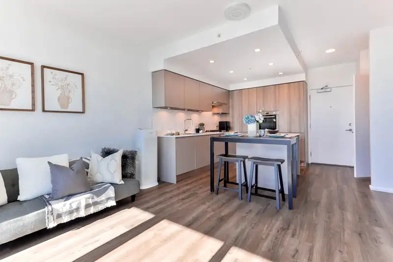 1609 3833 EVERGREEN PLACE - photo 1 of 28