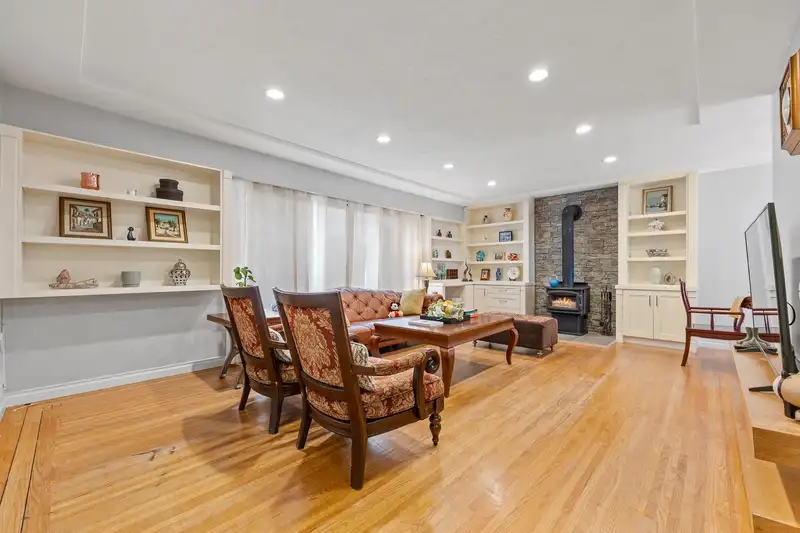 10160 RUSKIN ROAD - photo 4 of 34