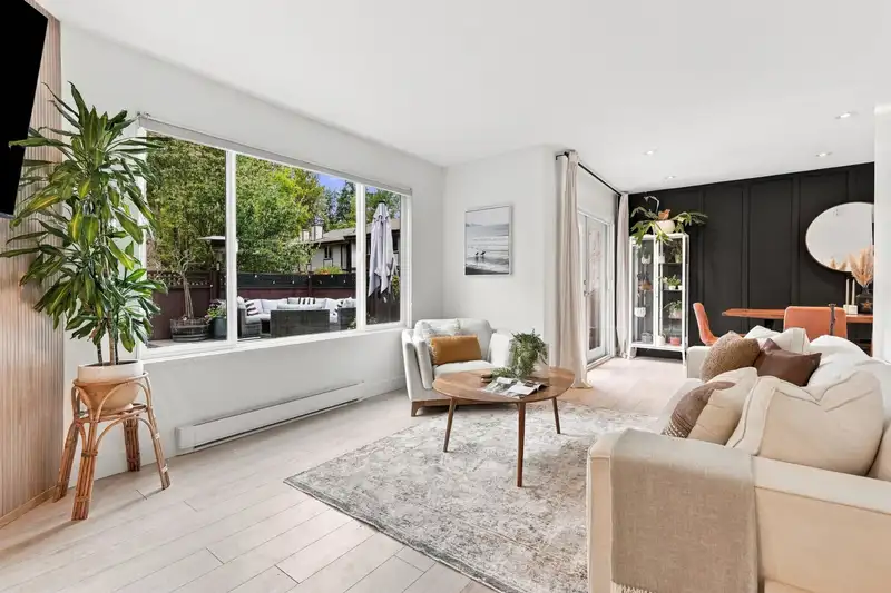 102E 3655 SHAUGHNESSY STREET - photo 3 of 40