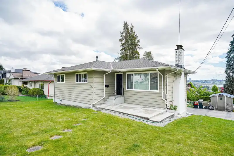 946 QUADLING AVENUE - photo 4 of 16