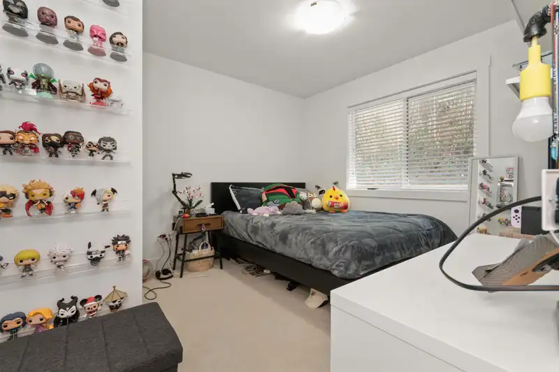 1 6262 REXFORD DRIVE - photo 3 of 38