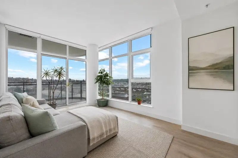 703 5333 GORING STREET - photo 1 of 40