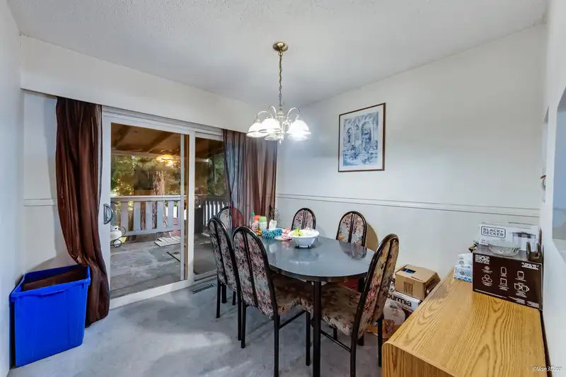 12513 91 AVENUE - photo 3 of 29