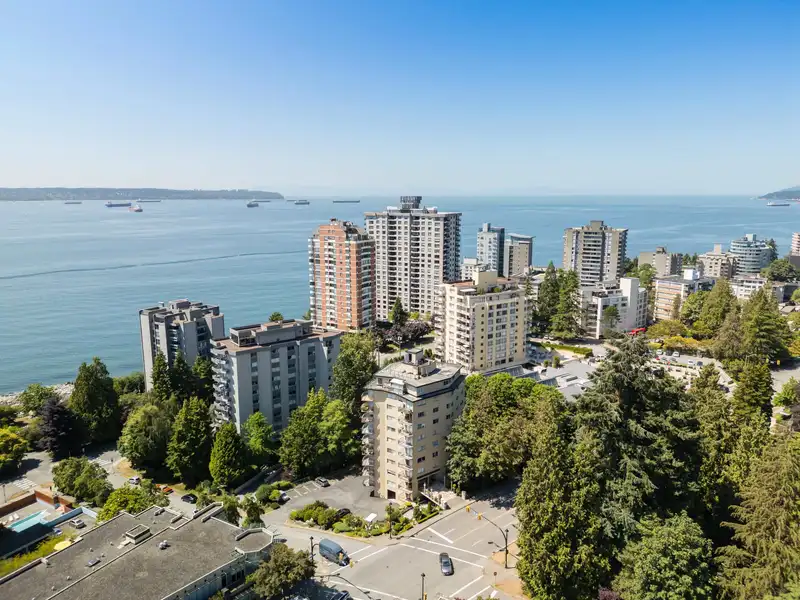 503 1930 MARINE DRIVE - photo 1 of 40