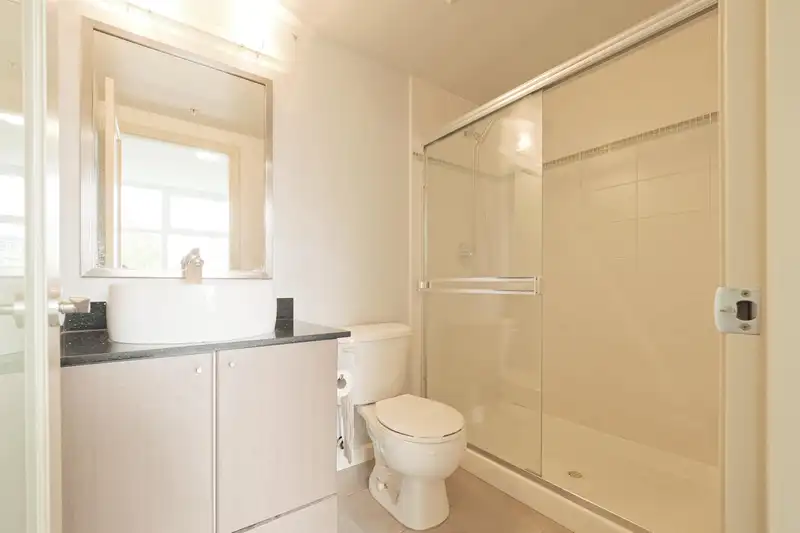 707 9262 UNIVERSITY CRESCENT - photo 4 of 14