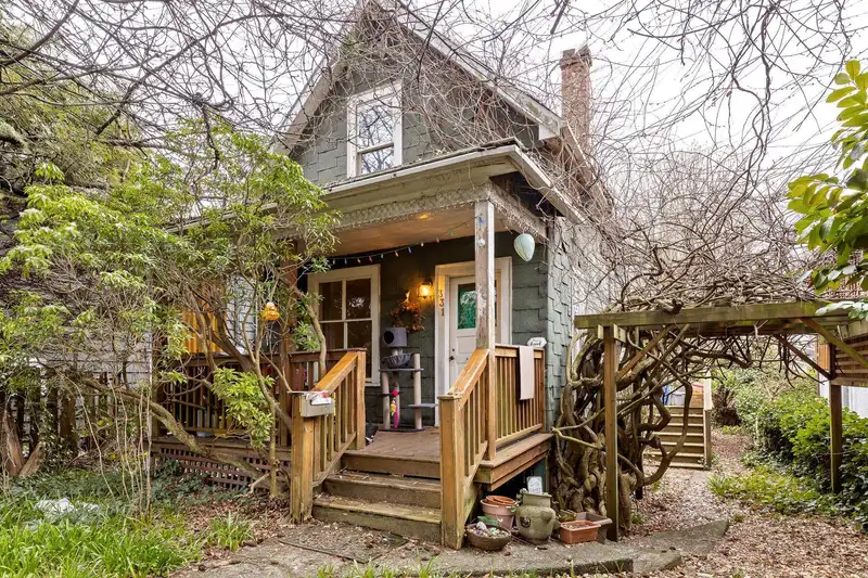 331 W 22ND STREET - photo 1 of 21