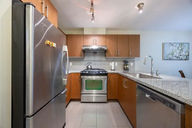 131 6828 ECKERSLEY ROAD - photo 3 of 30