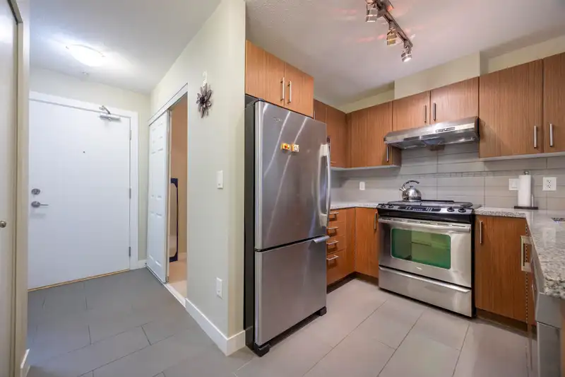 131 6828 ECKERSLEY ROAD - photo 4 of 30