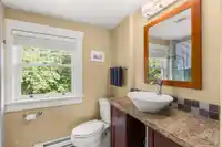 5662 LABURNUM STREET - thumbnail 25