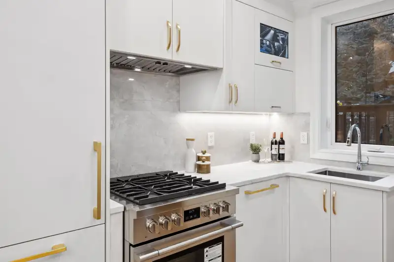 3814 W 15TH AVENUE - photo 2 of 12
