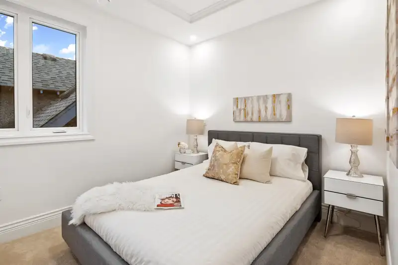 3814 W 15TH AVENUE - photo 4 of 12