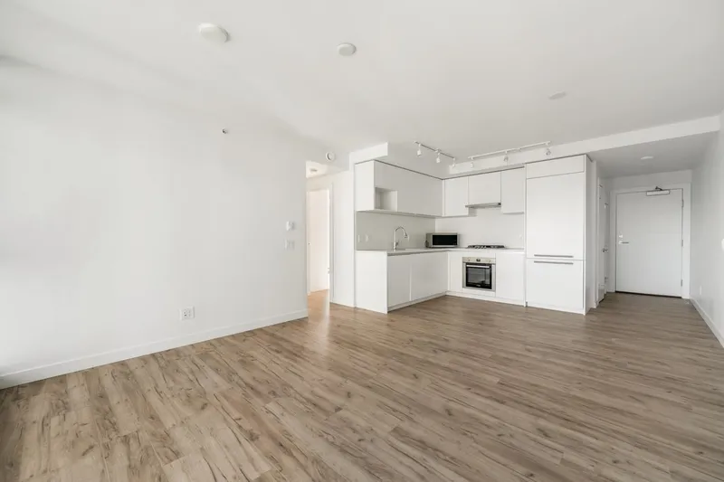 2002 652 WHITING WAY - photo 4 of 25