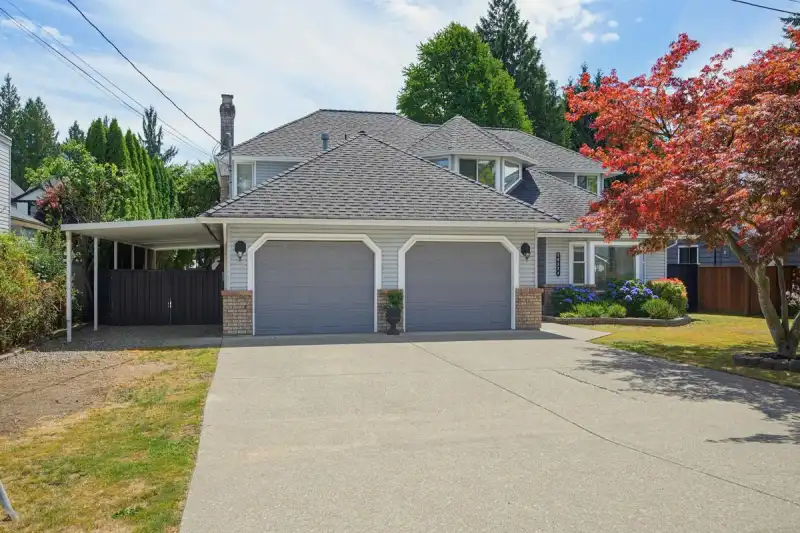 20324 94B AVENUE - photo 1 of 40