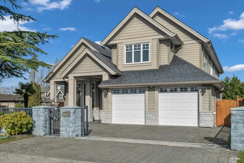 3317 BENTINCK PLACE - photo 1 of 40