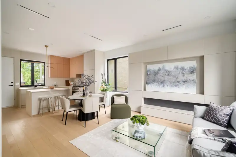 6577 LIME STREET - photo 2 of 36